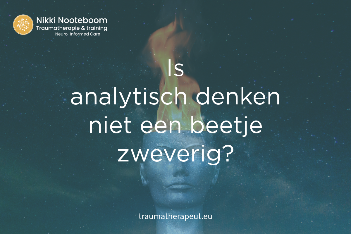 poppenhoofd met vlammen uit de bovenkant om aan te geven dat overdenken vooral veel angst. veroorzaakt